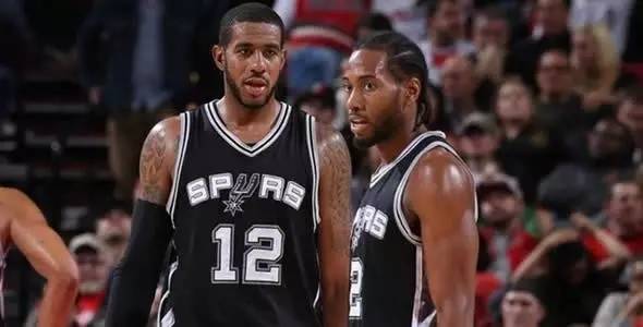 队内气氛的 队内气氛的