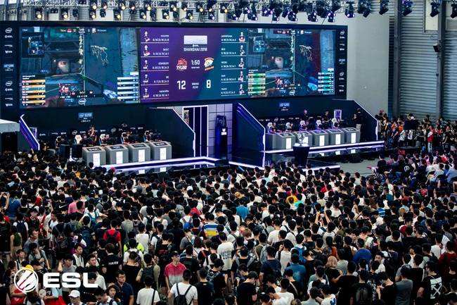 服务社会不 服务社会不